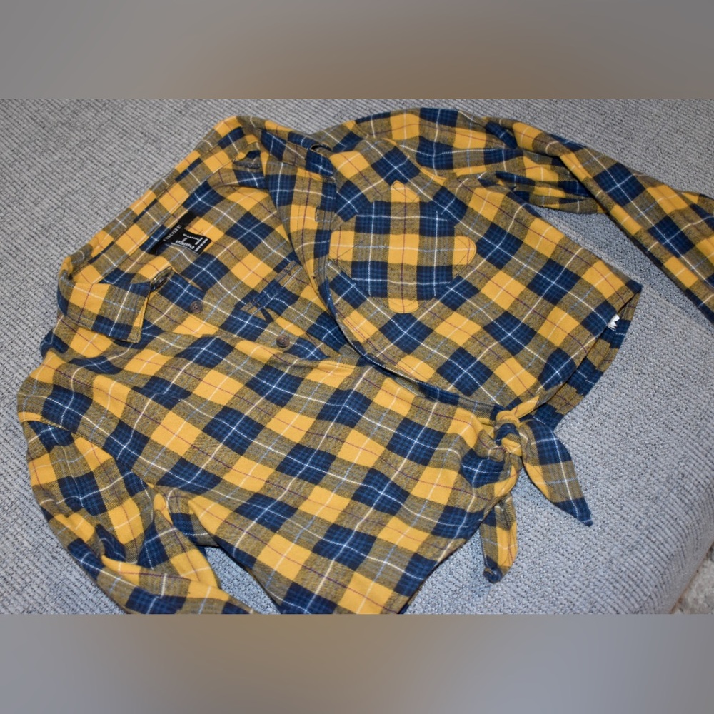 Cropped flannel - Picture 2 of 6